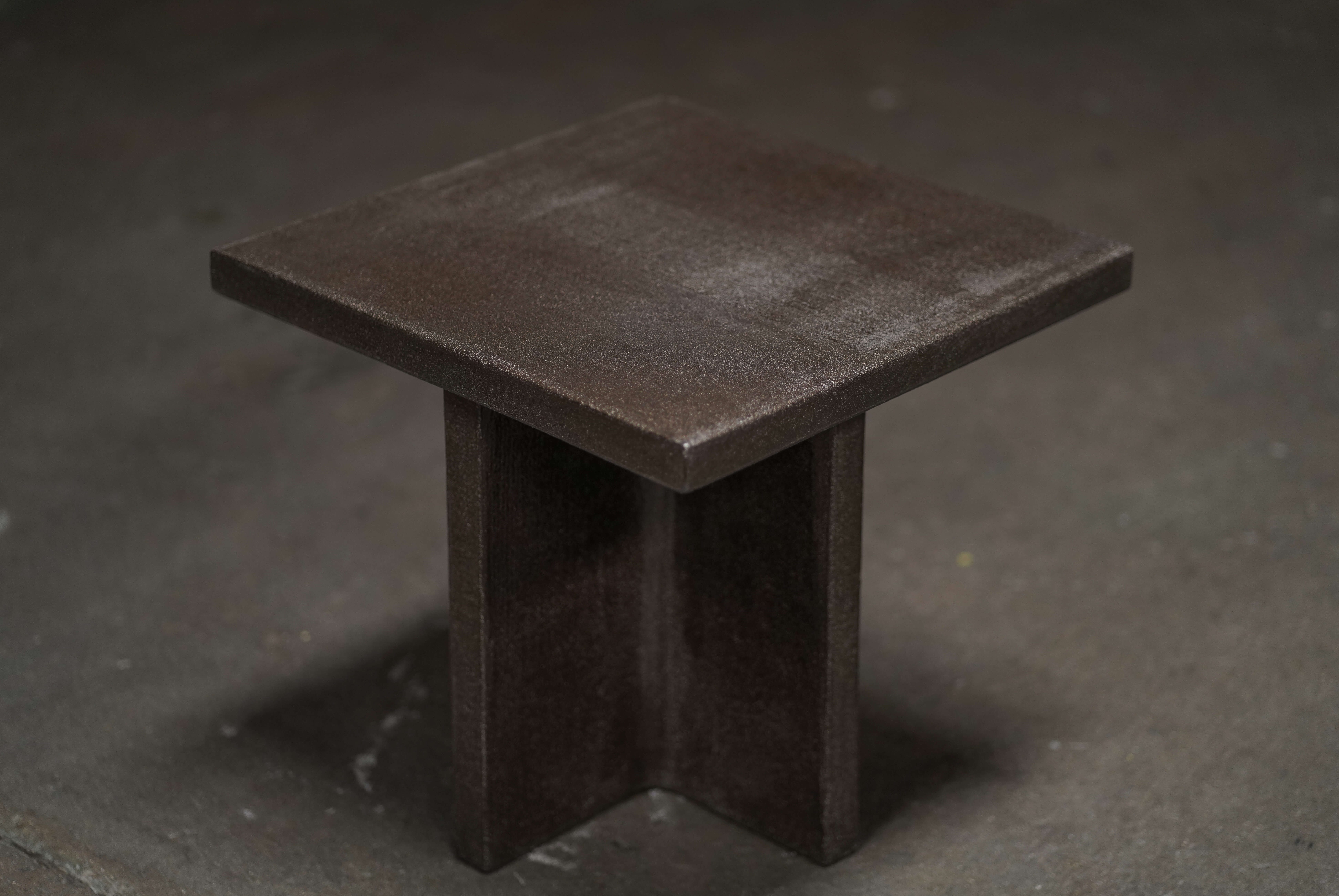 Ceramic X Base Side Table, Smoke