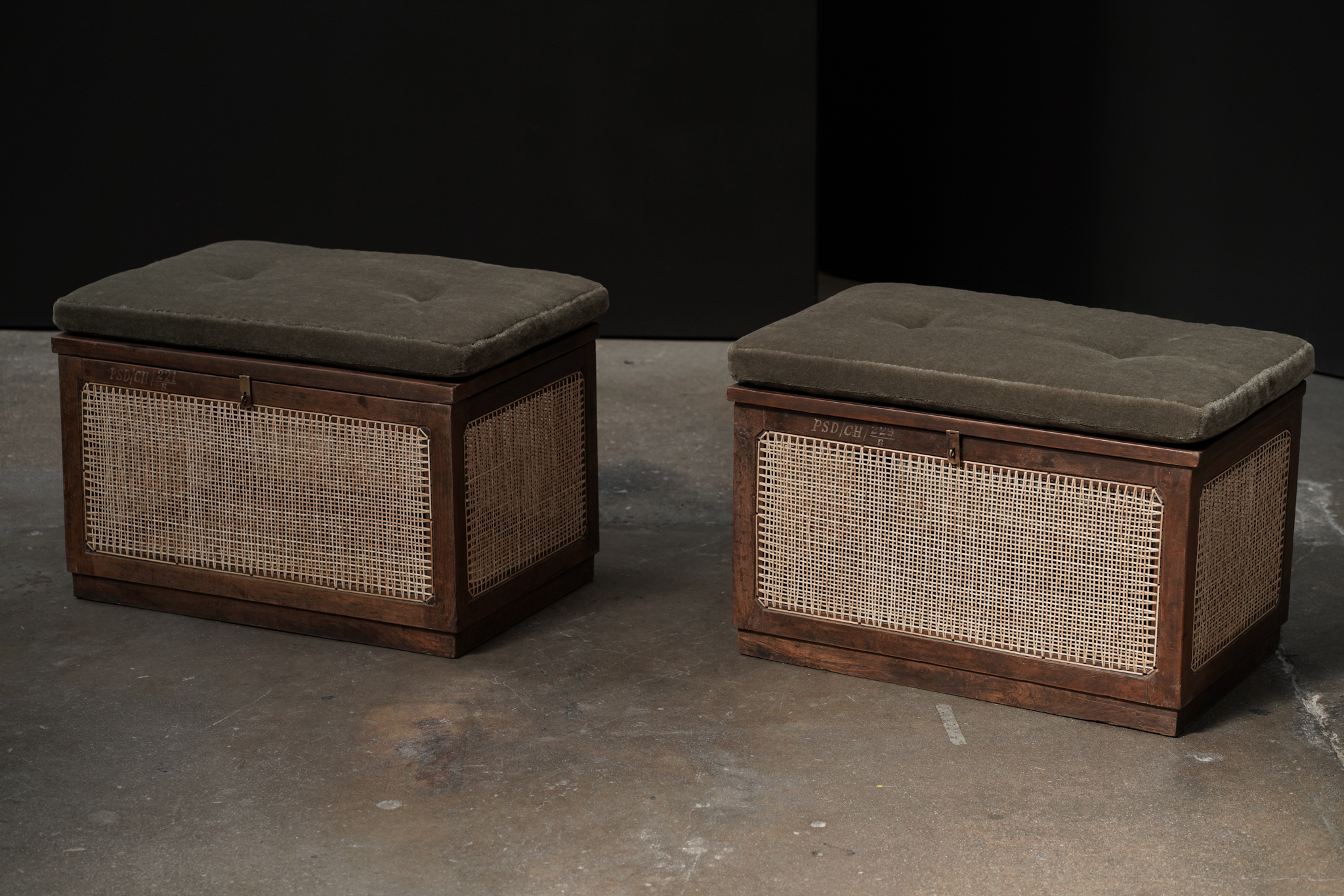 Pierre Jeanneret Linen Box with Mohair Cushion