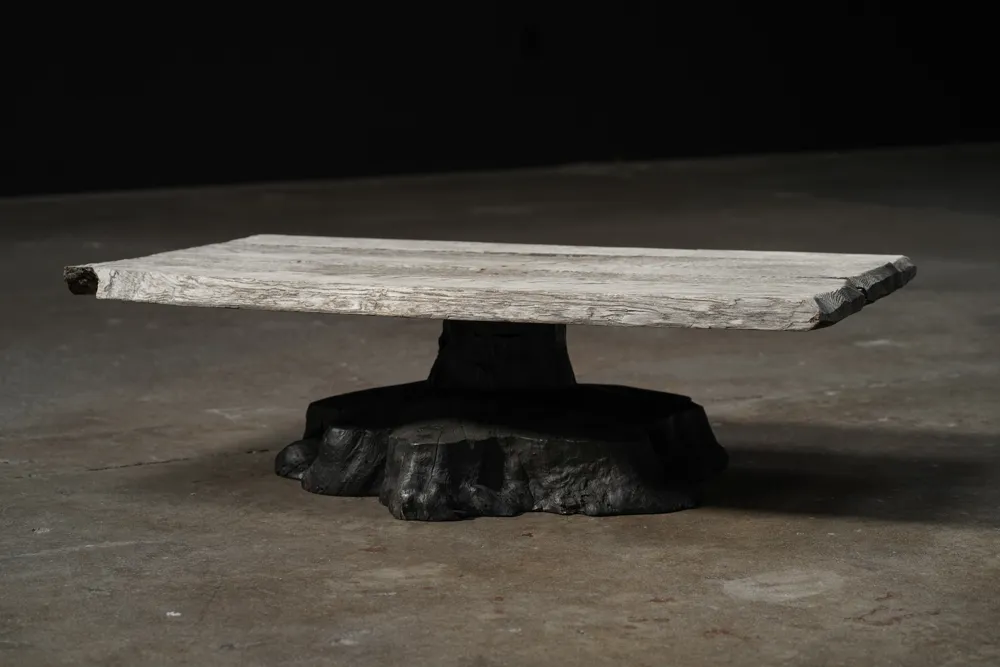 Noir Root Base Table - Japan