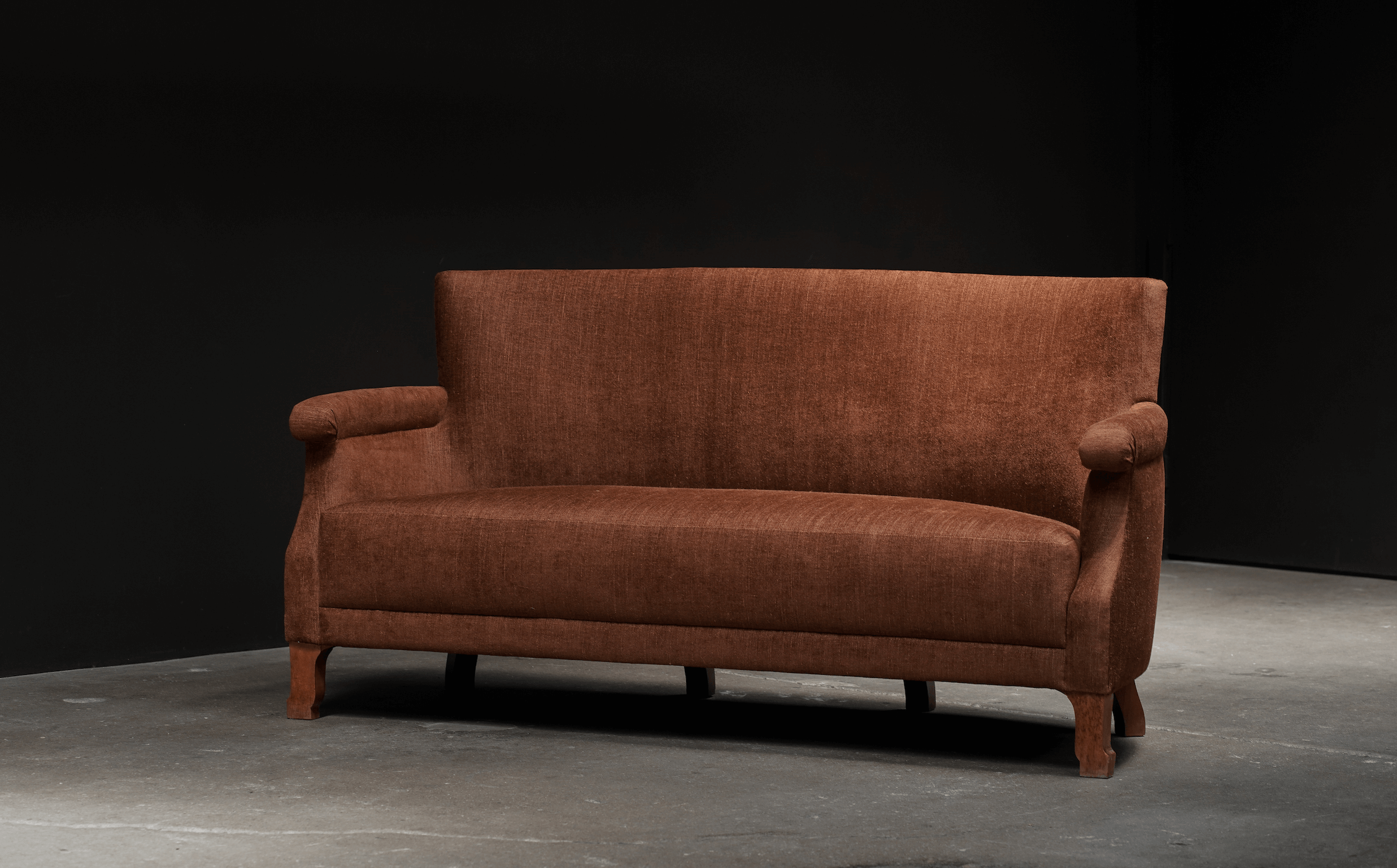 French Settee in Brushed Linen