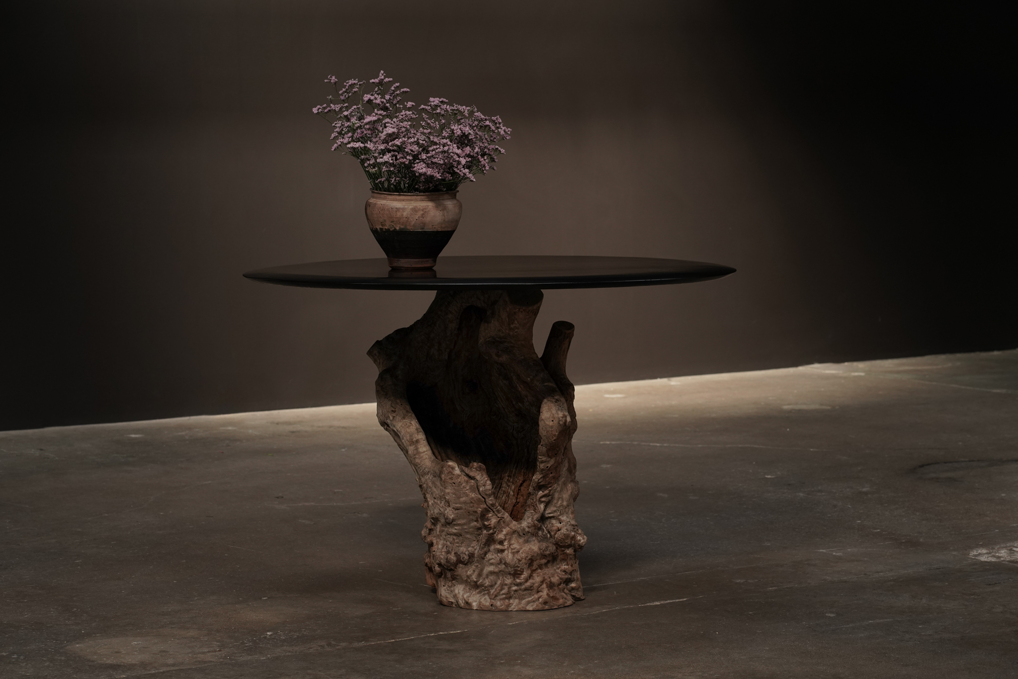 Round Cashew Table
