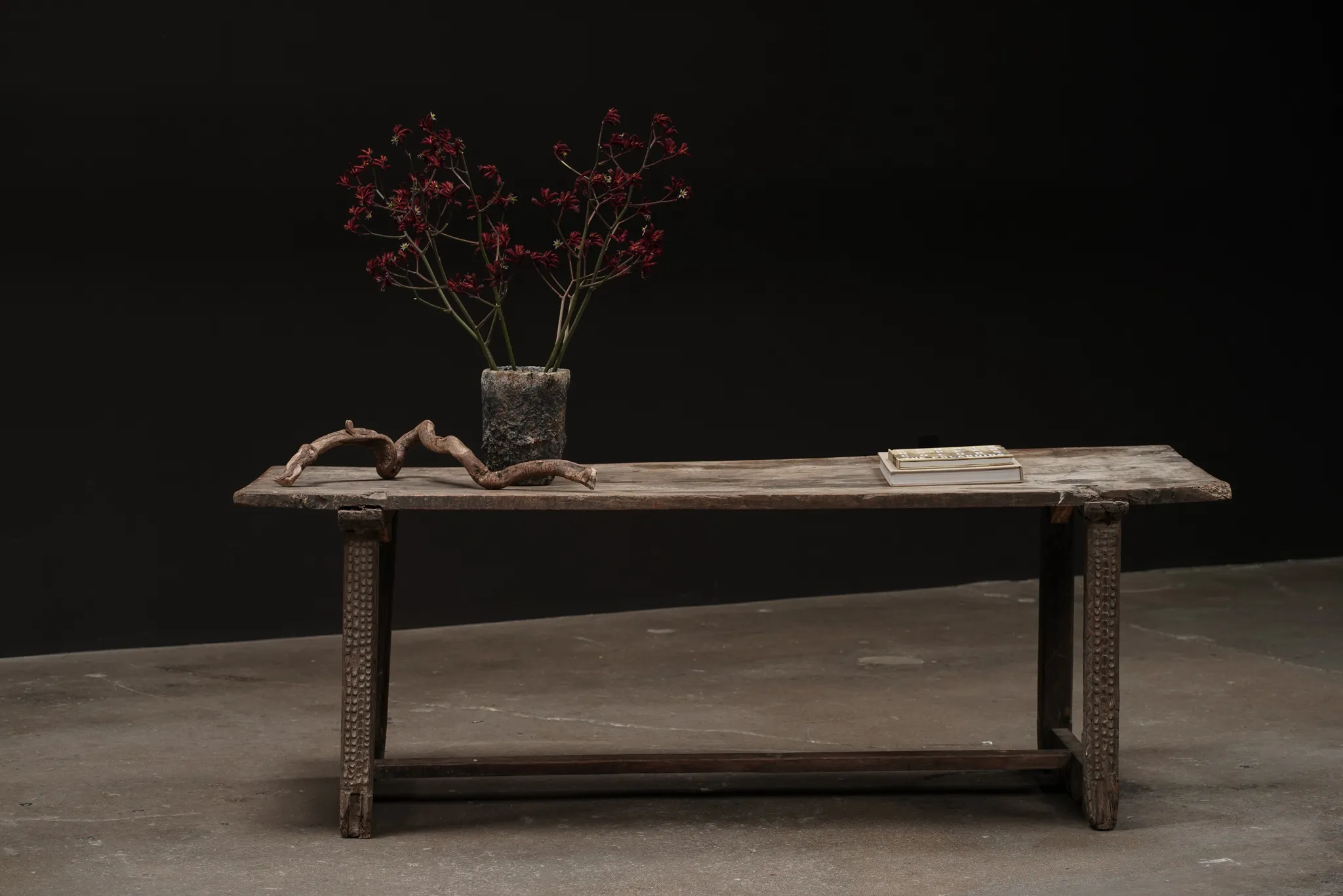 Scalloped Base Console