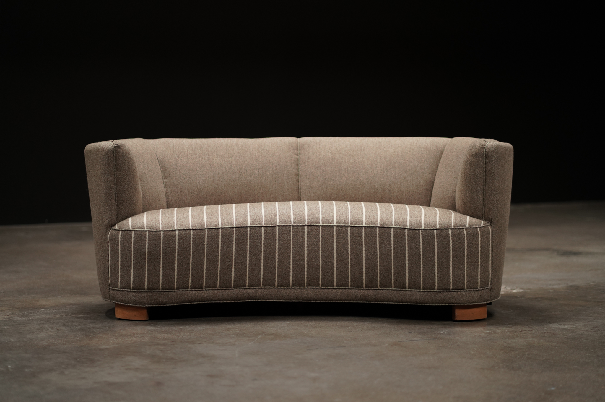 Danish Three Seater, Linen