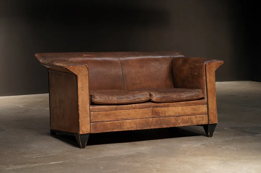 Van B Leather Two Seater