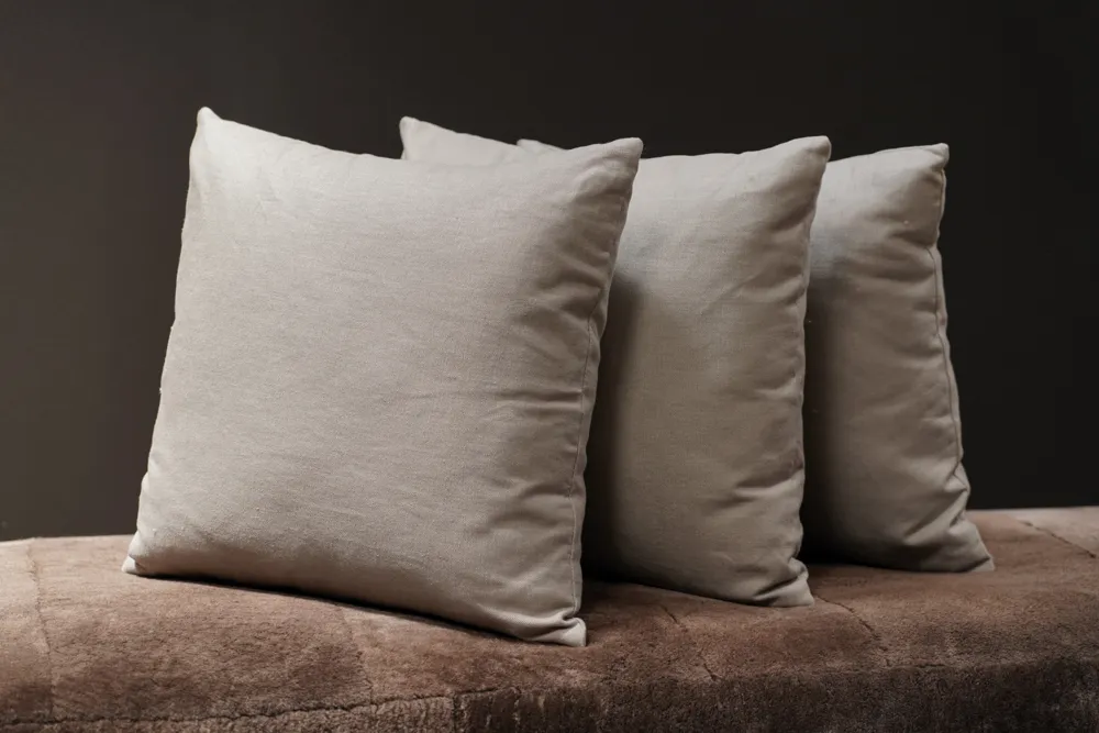 Linen Pillow, Concrete