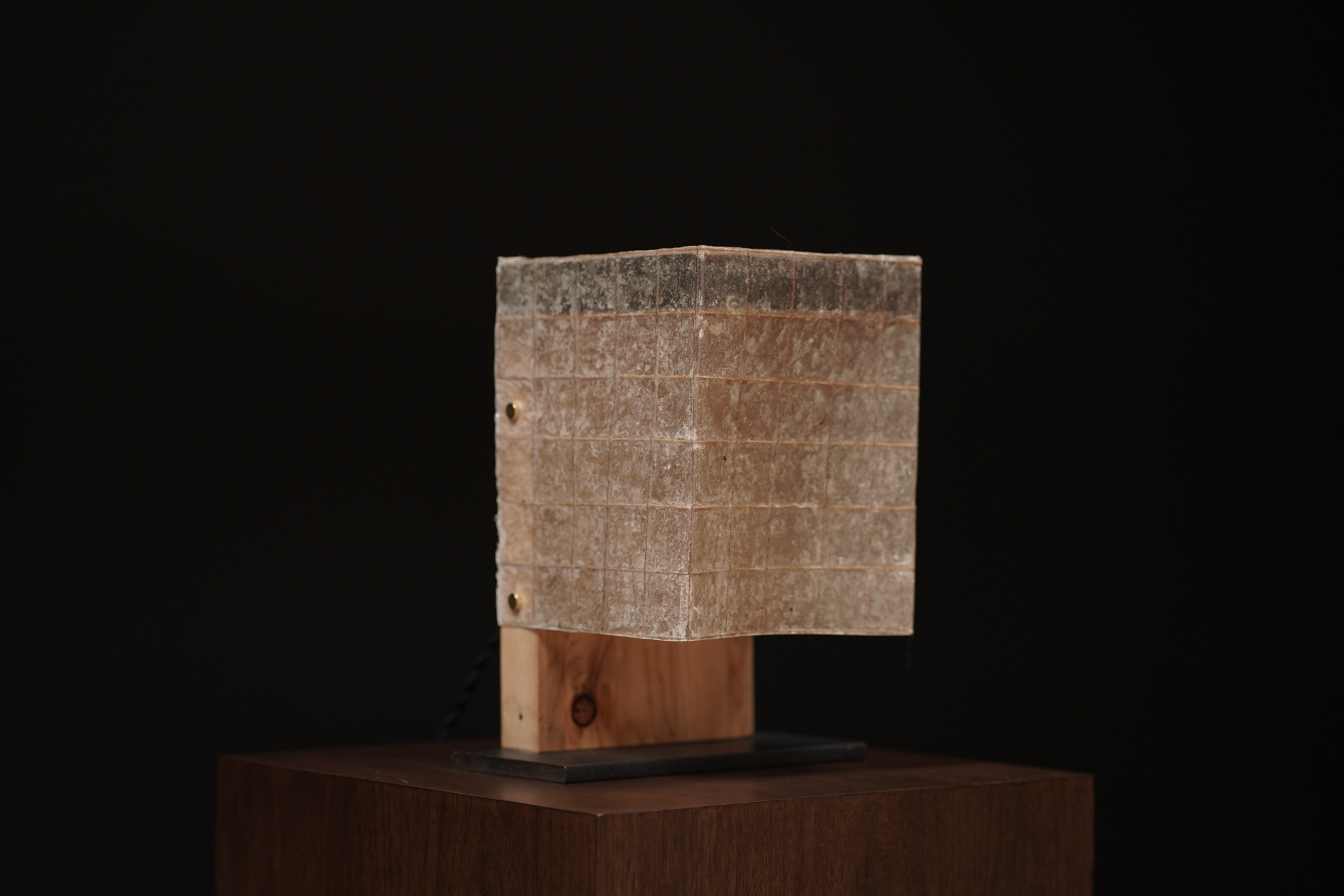 Cantilever Lamp