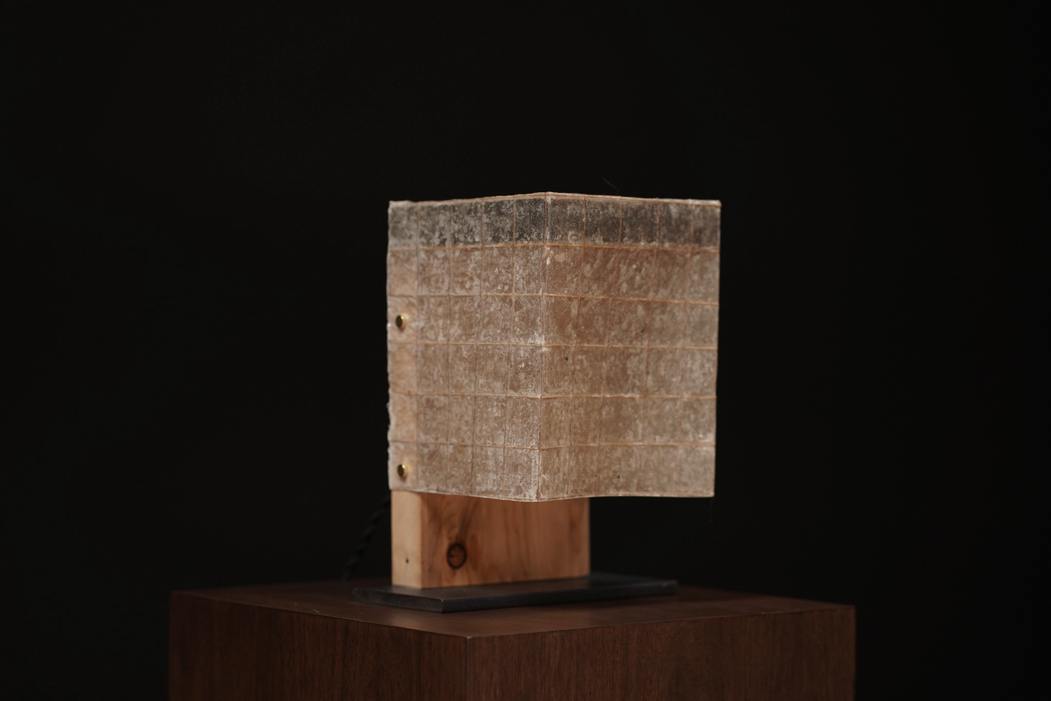 Cantilever Lamp