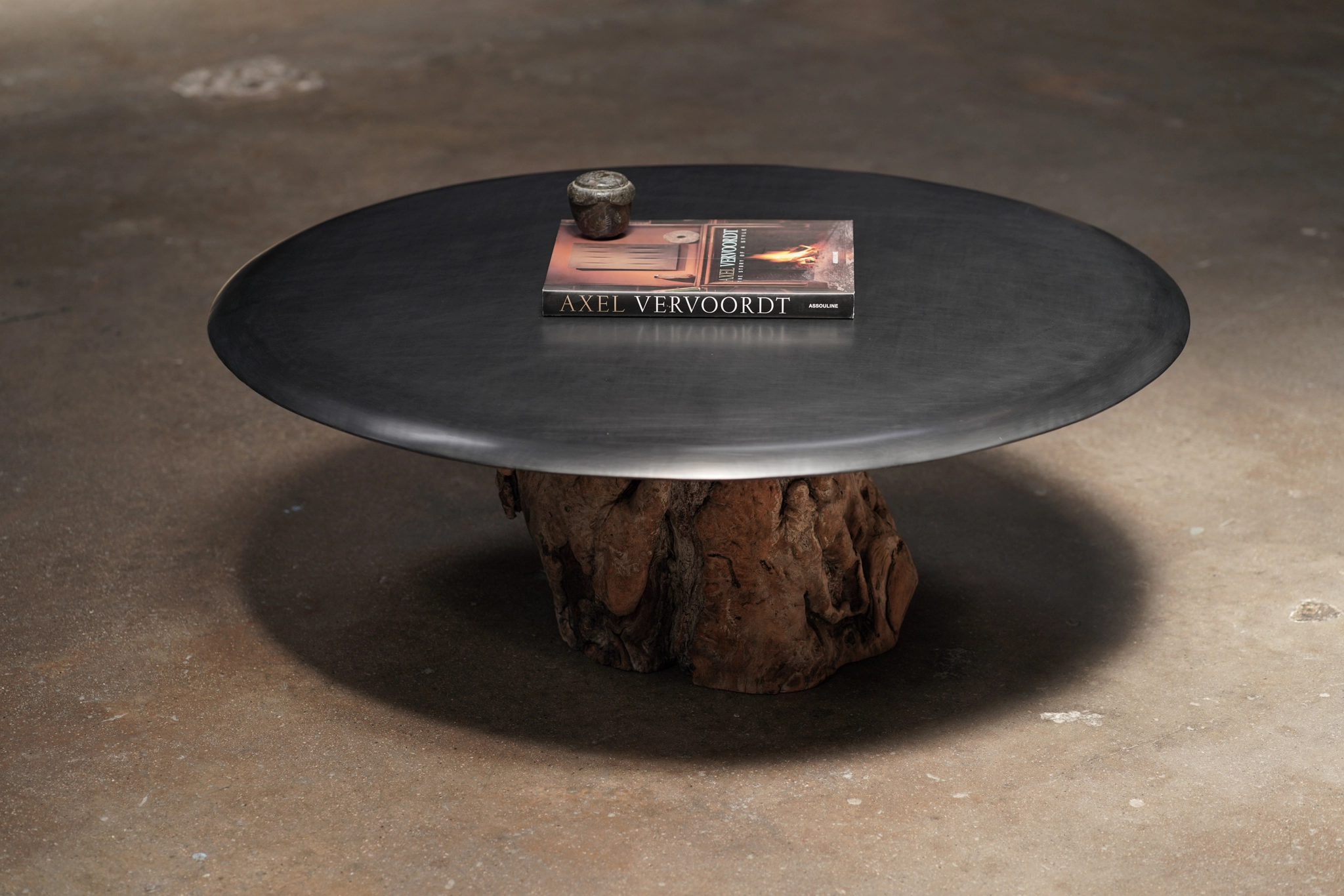 Stump Cashew Top Table