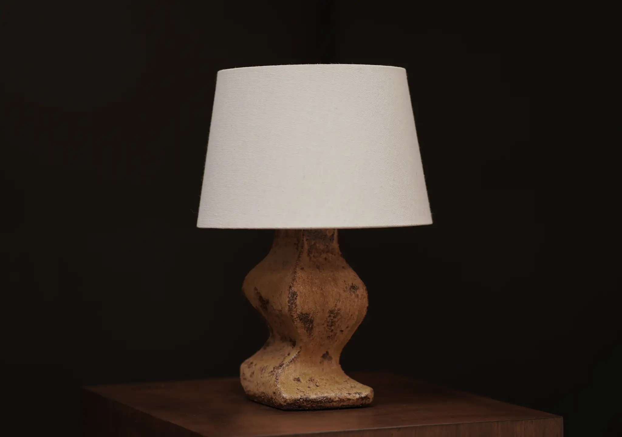 Wave Ceramic Lamp, Mustard 